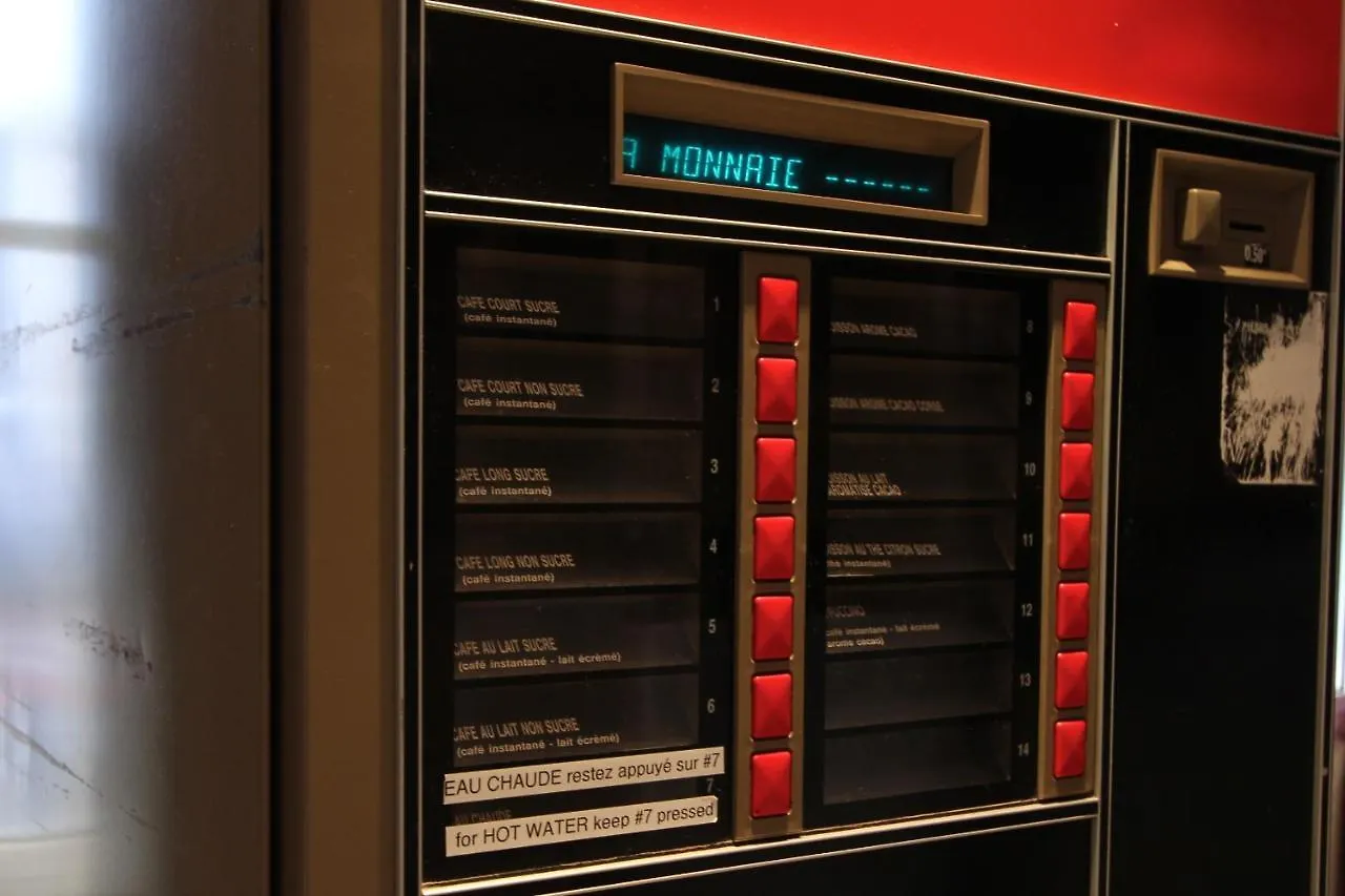 Bastille Hostel